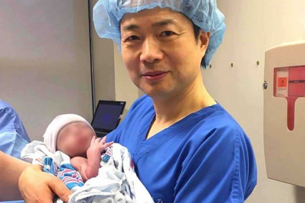 Üç kişinin DNA'sını taşıyan bebek