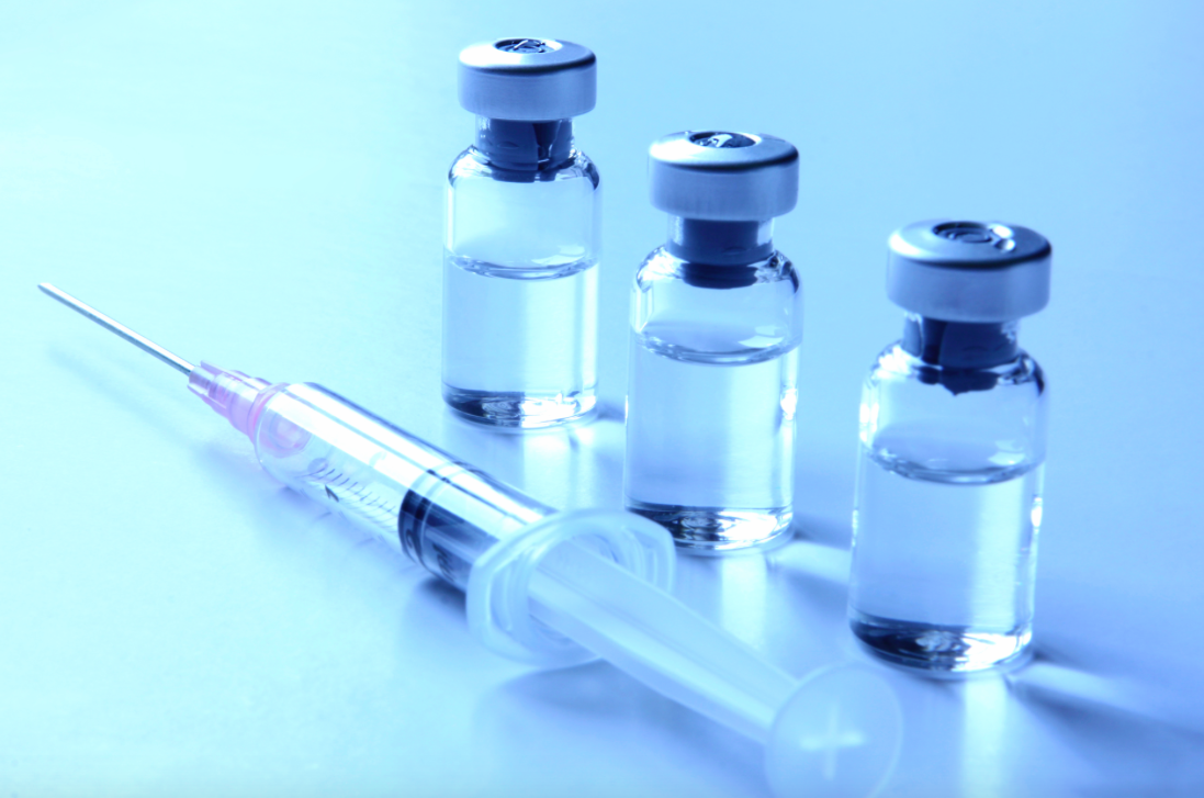 Virüs sezonunun yaklaşması ve bilinçlendirme kampanyası finansmanının kesilmesiyle birlikte uzmanlar, dağınık bir Kovid-19 aşısının kullanıma sunulacağını öngörüyor